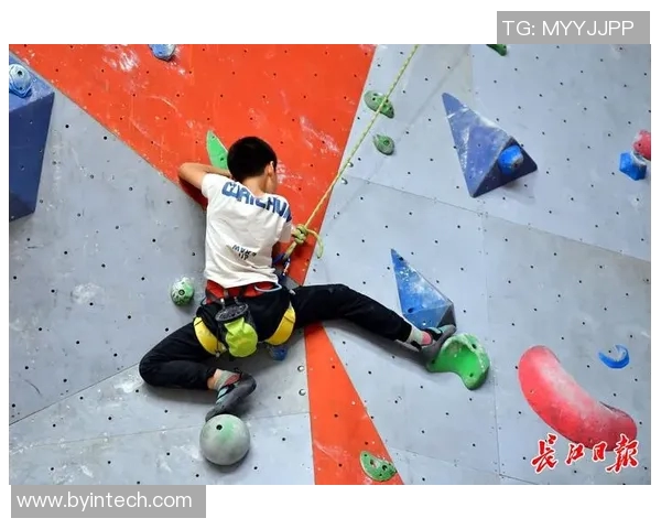 武汉攀岩队技术解析：探索攀岩运动的技巧与训练方法实时数据